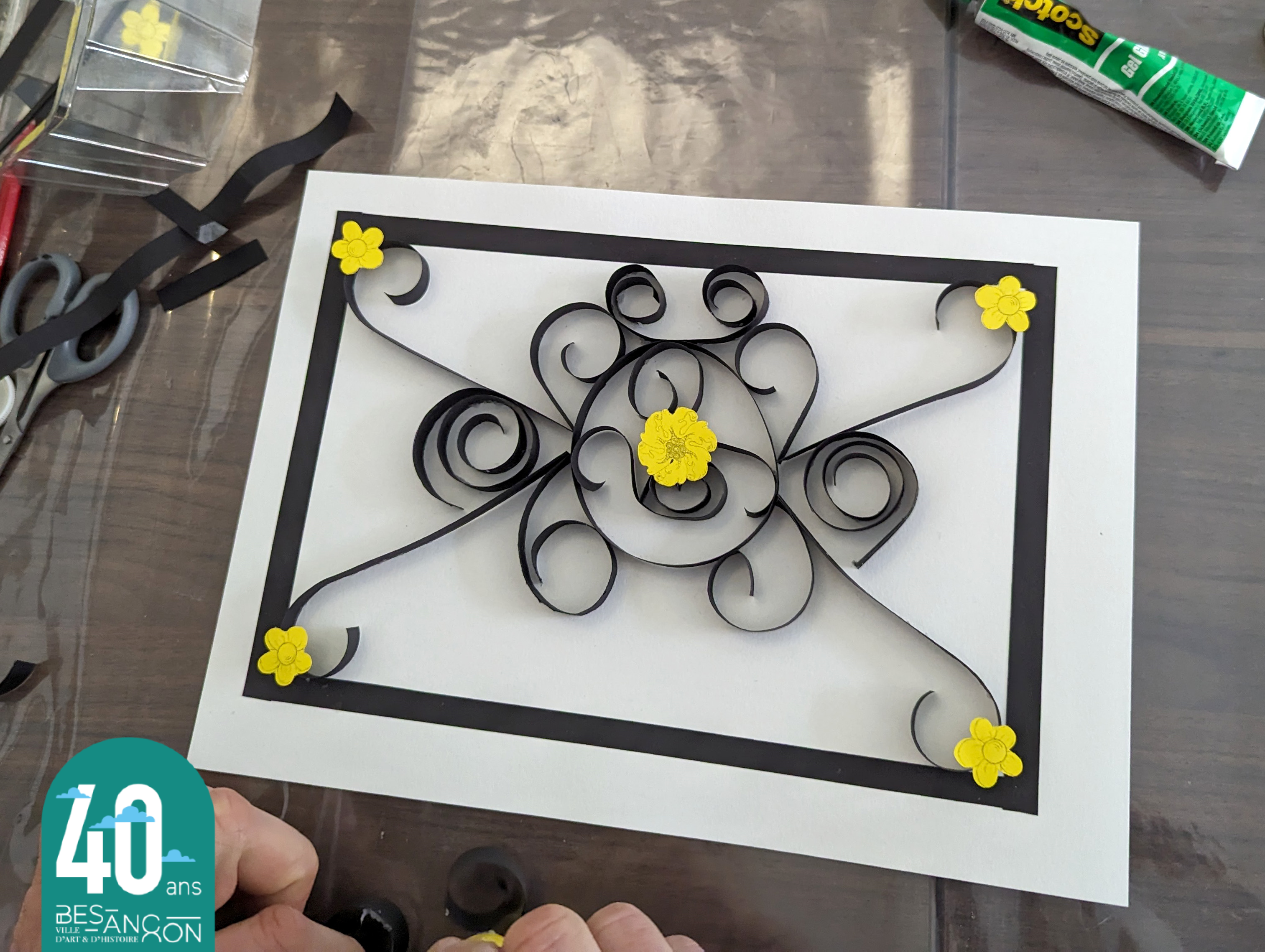 photographie d'une réalisation en collage papier lors d'un atelier quiling