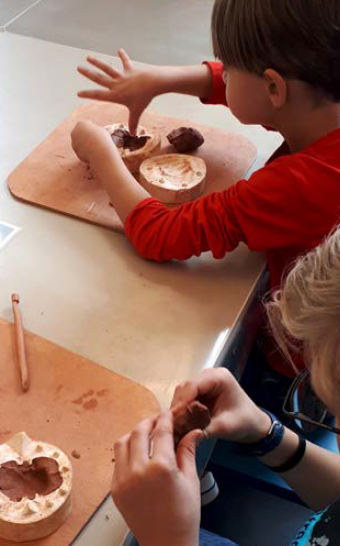 Enfants en atelier